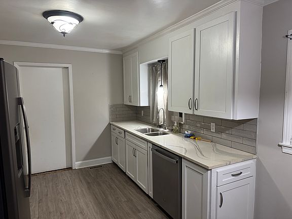 4th image of 118 Orchard Ln