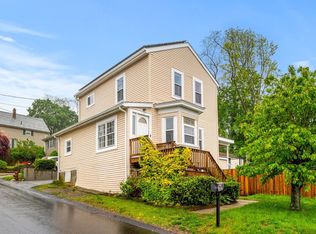 87 Sidney St, Fall River, MA 02720