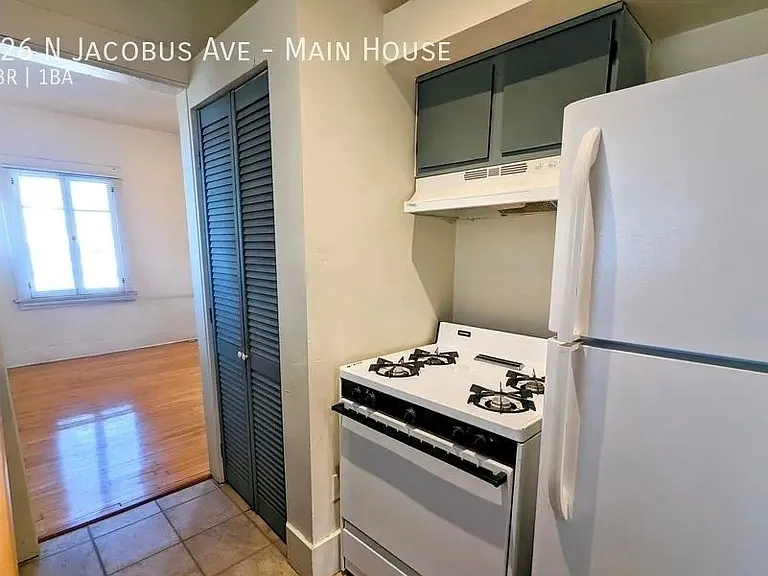 726 N Jacobus Ave #1 — Photo 8
