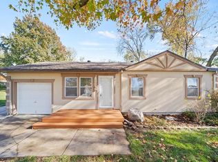 419 SW Highland St, Lees Summit, MO 64063