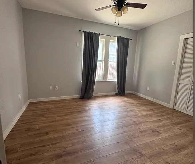 1200 W Summit Ave — Photo 5
