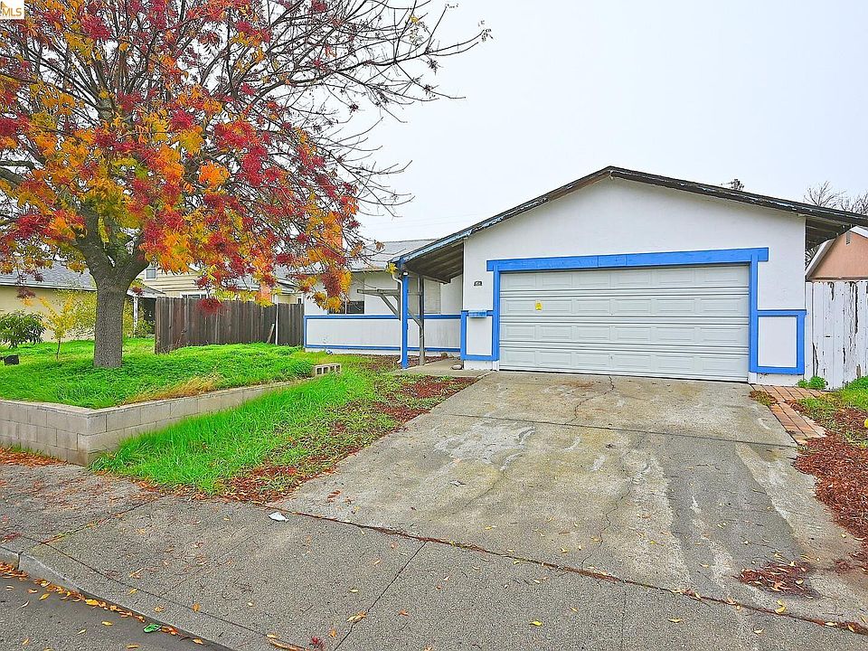 1st image of 854 Finch Way