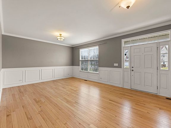3rd image of 12831 Grande Poplar Cir