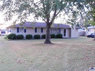 7116 N Rebecca Ct, Terre Haute, IN 47805