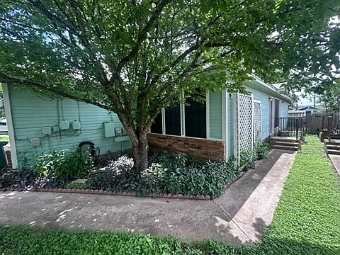 9401 Kempler Dr #B — Photo 3