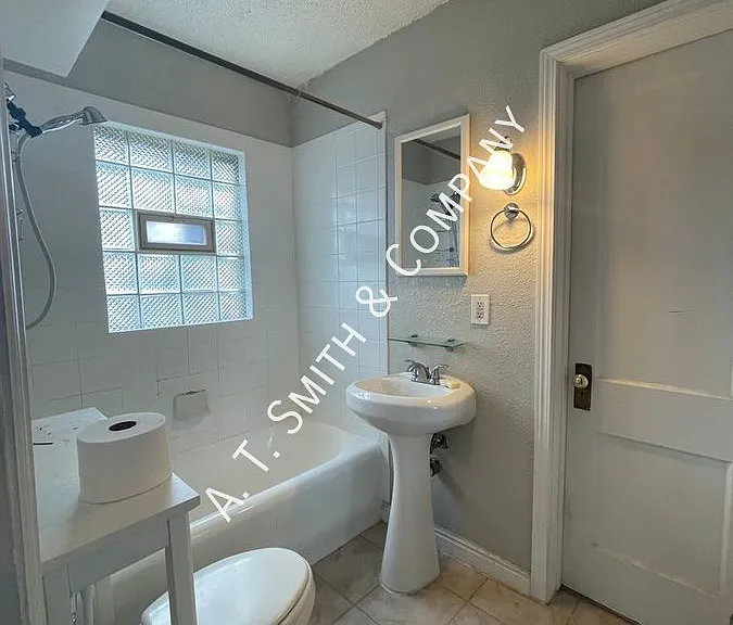 1024 E 14th Ave #16 — Photo 8