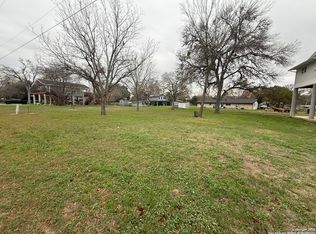 110 Lake Forrest Dr. LOT 18, Seguin, TX 78155