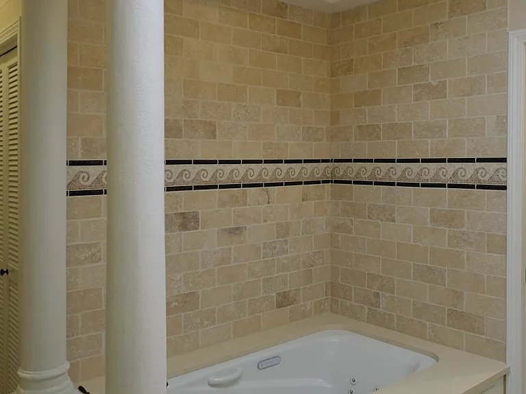 897 W Desert Hills Dr — Photo 21