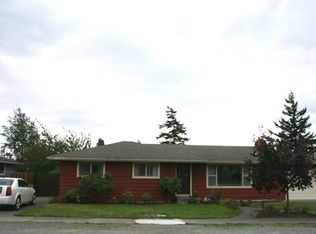 1745 SE 2nd Ct, Oak Harbor, WA 98277
