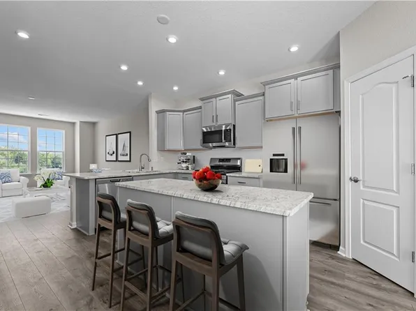 146 Freeman Dr, Hampton, VA 23666