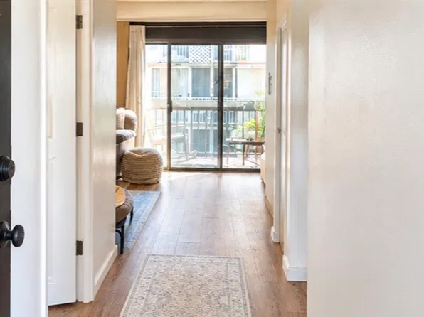1005 Ala Lilikoi St APT W207, Honolulu, HI 96818