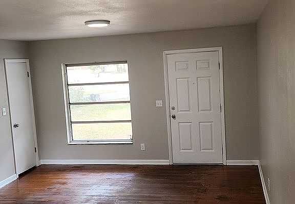 3rd image of 1224 NW Ashley St