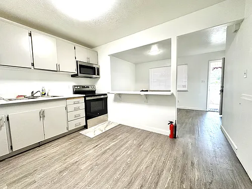 1790 W Harding Ave #1 Photo 1