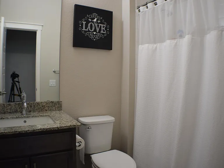 9416 E 58th Pl — Photo 12
