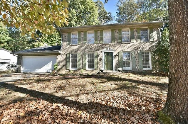 1st image of 225 Lakeland Ct