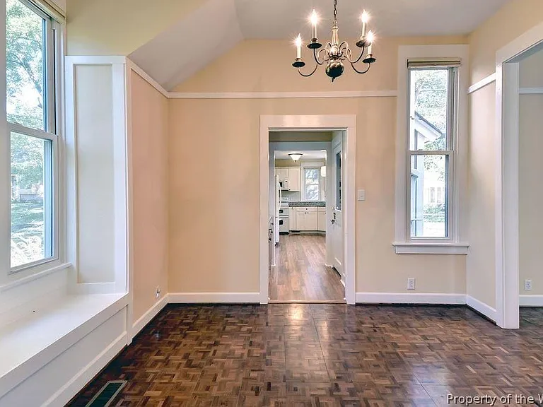 323 Littletown Quarter — Photo 10