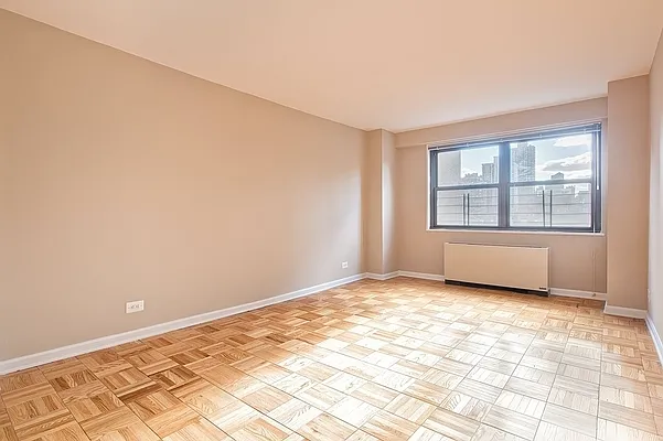 Rented by UES Management | media 3