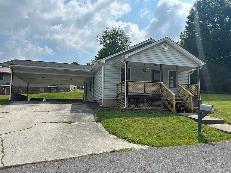 224 Rodefer Dr — Photo 2