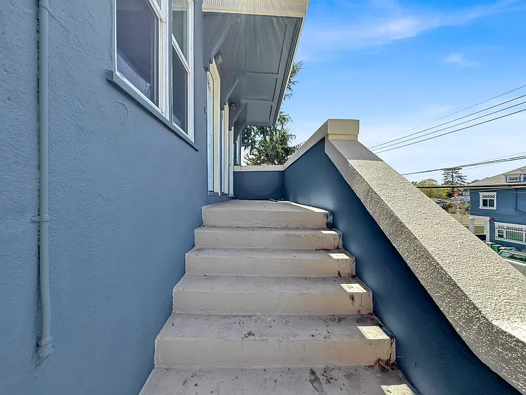 252 Oakland Ave — Photo 12