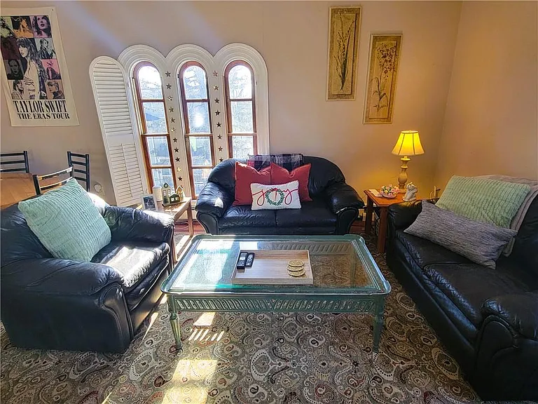 92 Pelham St #3 — Photo 8