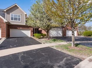 2860 Church Rd, Aurora, IL 60502