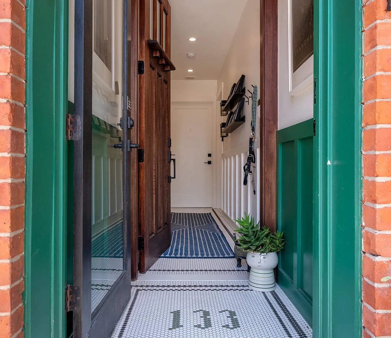 1 bed, 2.0 bath, $2,450 — Photo 2