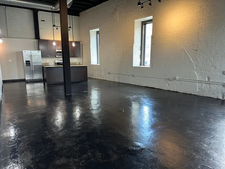 520 Seneca St — Photo 16