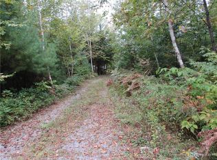 82 Bigelow Hill Rd, Skowhegan, ME 04976