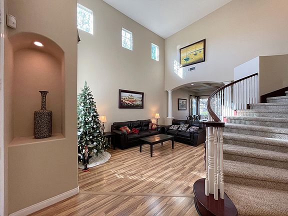 4th image of 16335 Sisley Dr