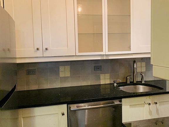 2nd image of 83-64 Talbot St APT 4C