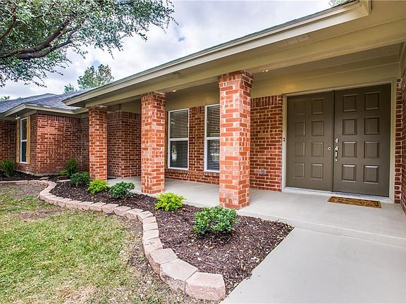 3rd image of 5701 Bermuda Dr