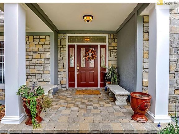 3rd image of 11115 Winchester Dr