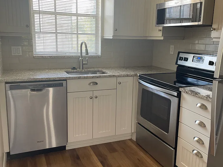 1250 Denning Dr #127 — Photo 10