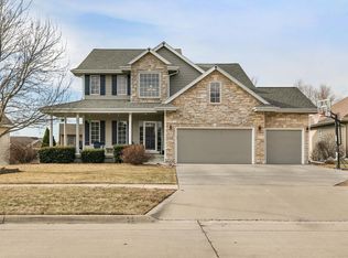 1620 Pinewood Ct SW, Altoona, IA 50009