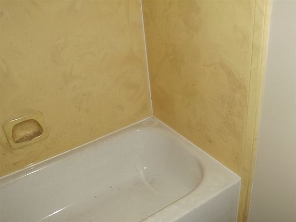 5th image of 114 Summerhill Dr