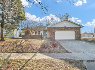 705 Scovill St, Urbana, IL 61801