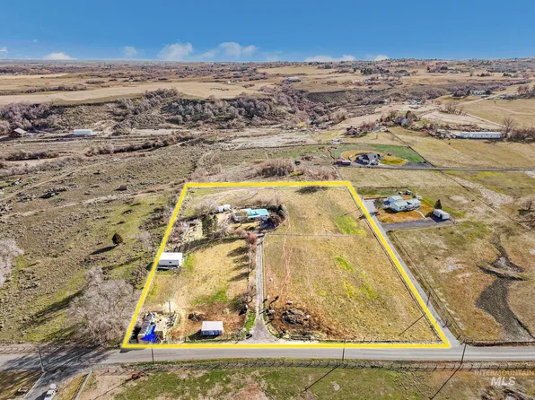 4424 N 1325 E, Buhl, ID 83316