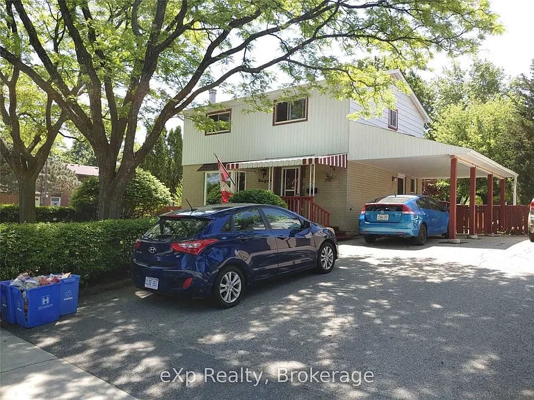 96 Larch St #UPPER — Photo 1