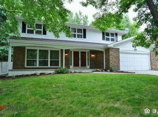 1800 Saint James Rd, Lincoln, NE 68506