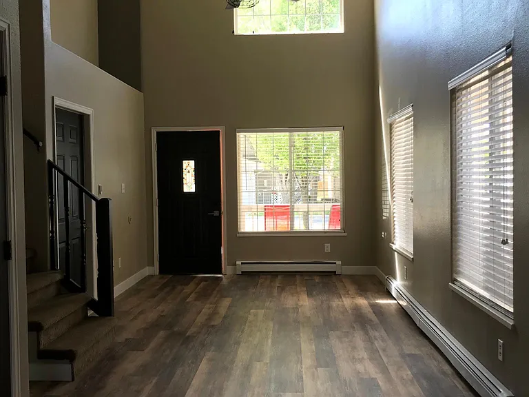 2945 Bunting Ave #5 — Photo 4