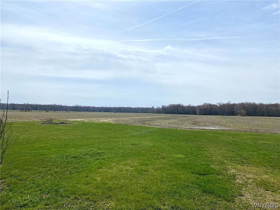 2nd image of 1369 Milestrip Rd