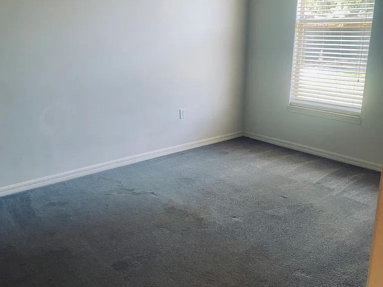 2290 Emperor Dr — Photo 18