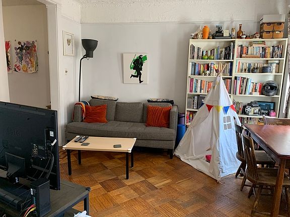 2nd image of 311 8th St #3B