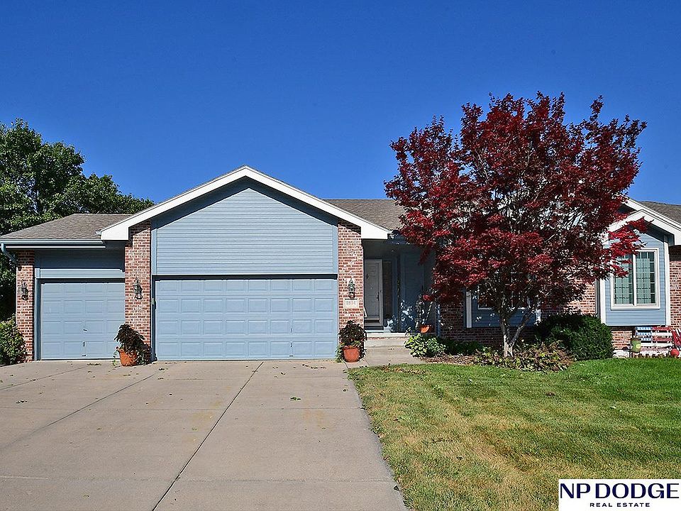 1st image of 1804 N 155th Ave