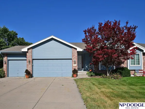 1804 N 155th Ave, Omaha, NE 68154