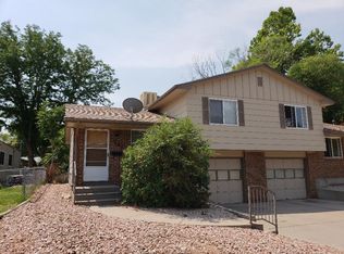 102 Bonnymede Rd, Pueblo, CO 81001