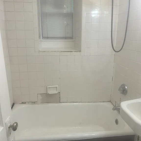 84 Sprague St #84 — Photo 10