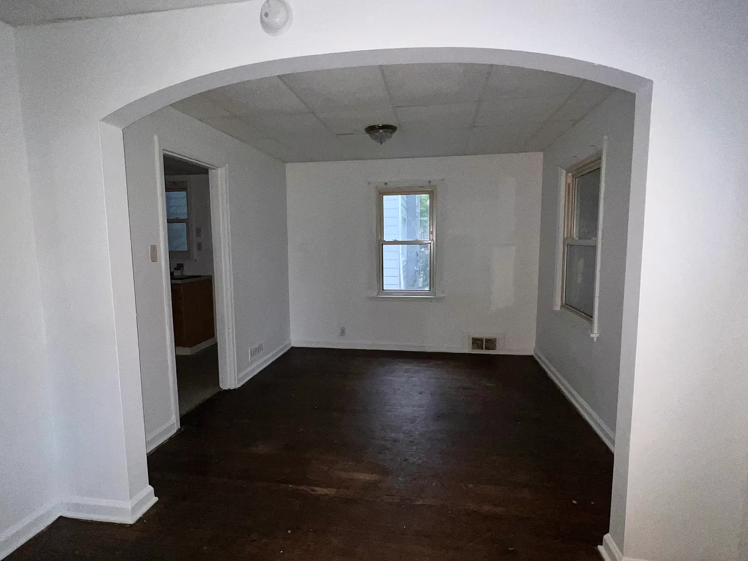 2 bed, 1020 sqft, $1,200 — Photo 4