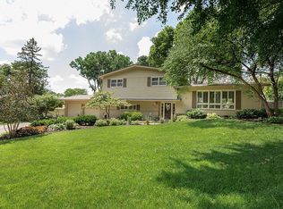 12618 Arbor St, Omaha, NE 68144