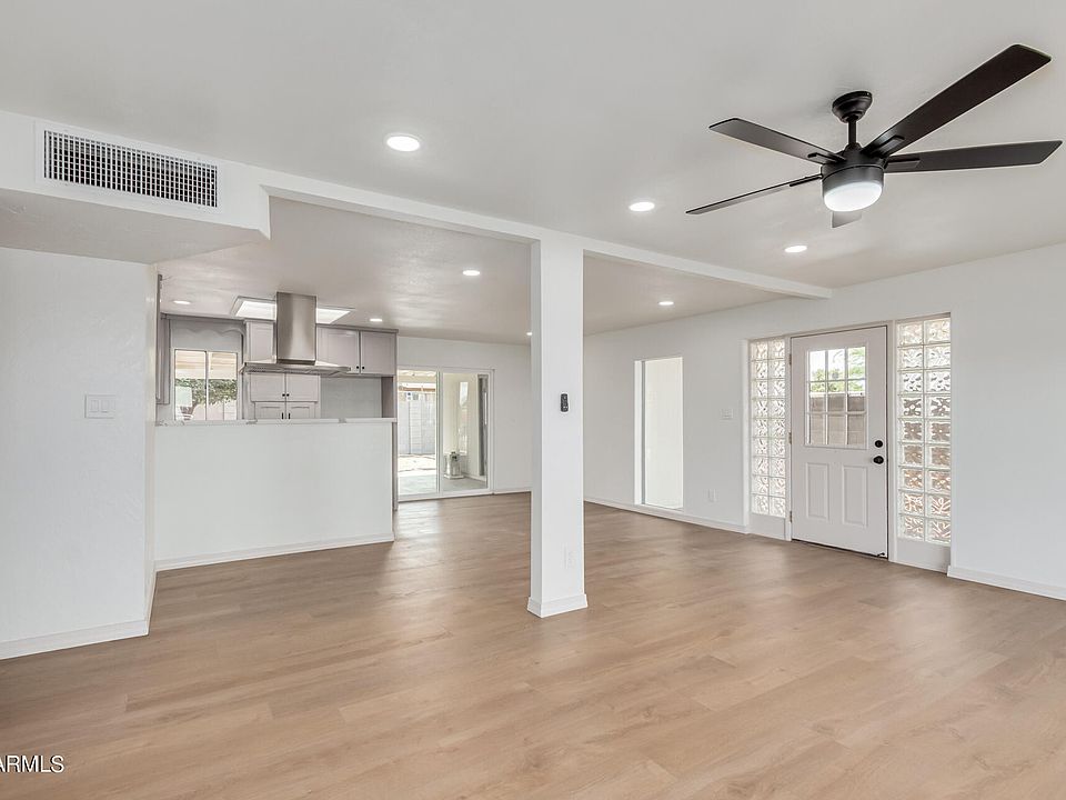 1st image of 119 W WINSTON Drive